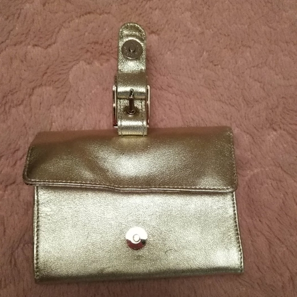 Express Metallic Gold đź’› Leather Wallet - Picture 4 of 9